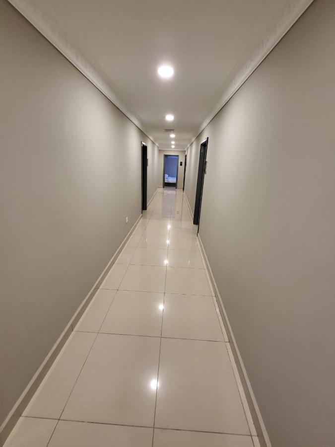 Poorna Hotel Куала-Лумпур Экстерьер фото