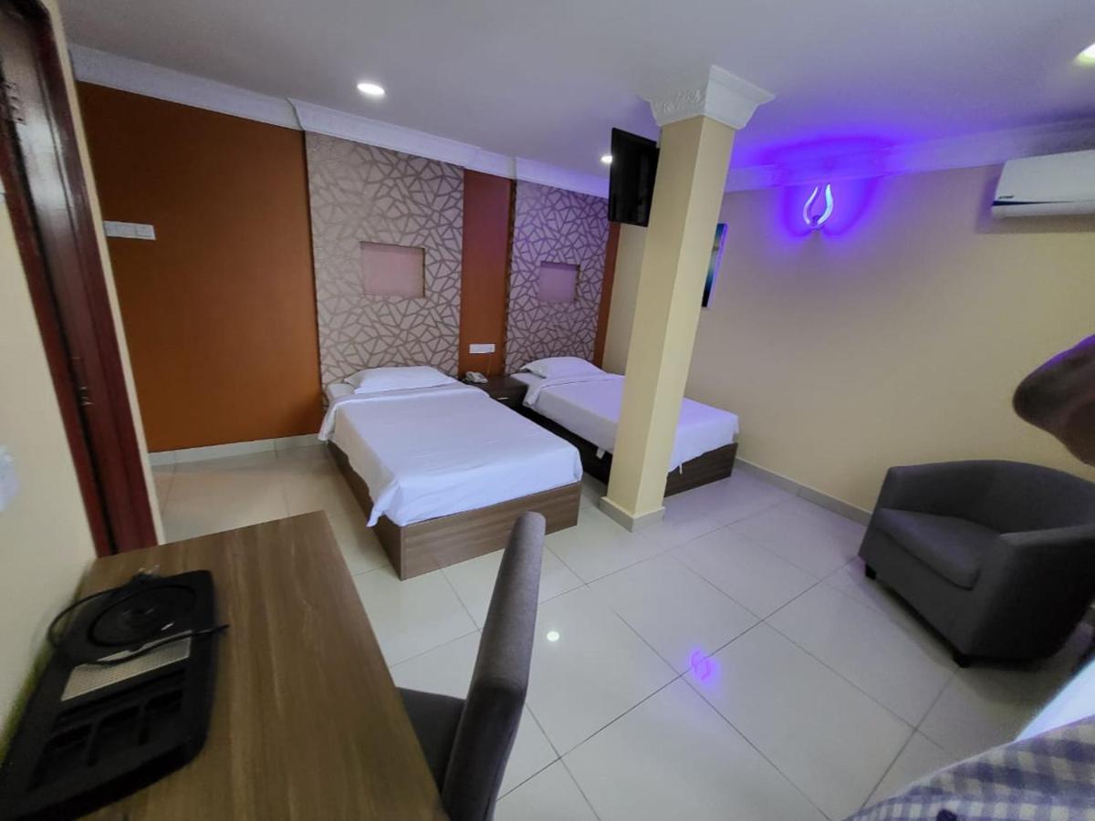 Poorna Hotel Куала-Лумпур Экстерьер фото